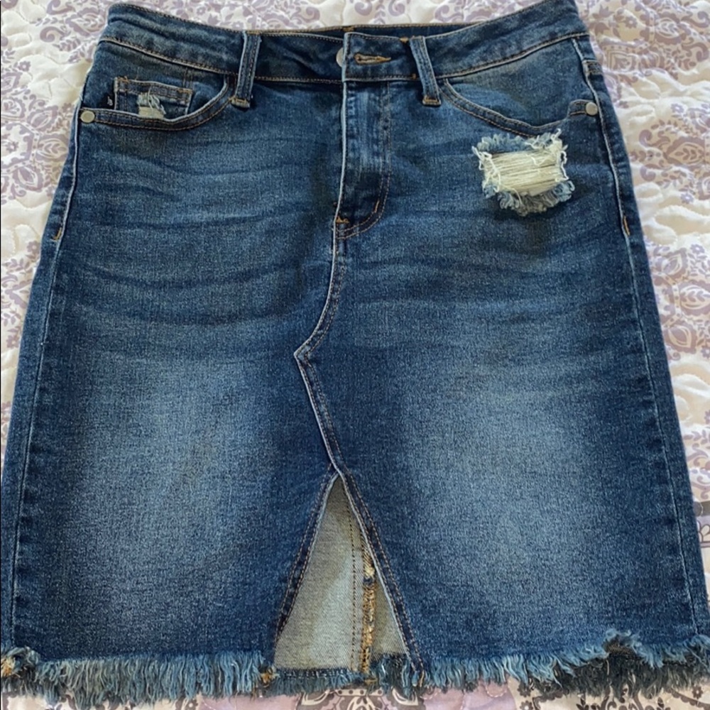 Denim skirt